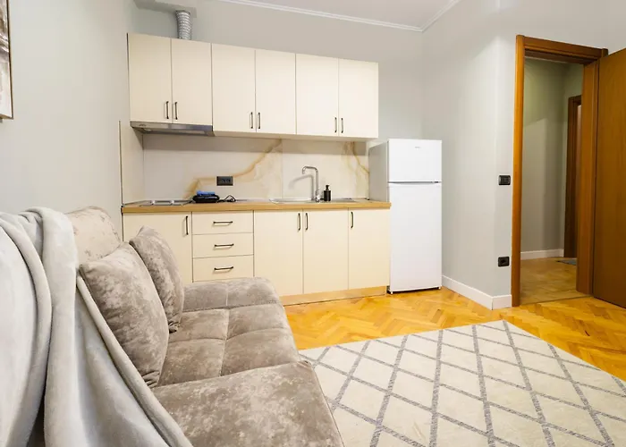 Cane 2 * ティラナ